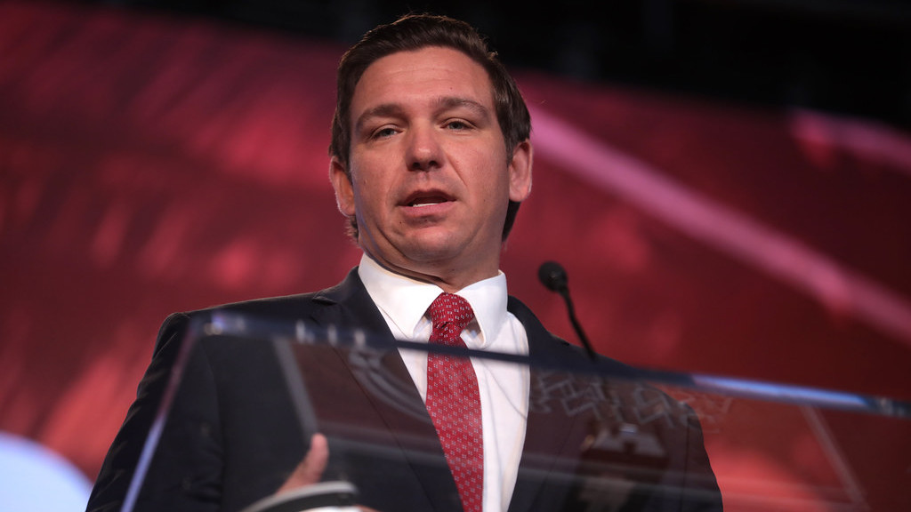 httpsnmcdn.ioe186d21f8c7946a19faed23c3da2f0dab1b96861a2534eba8191fd2315c6a596filesnewsdesantiss-census-failure-could-cost-floridiansdesantis