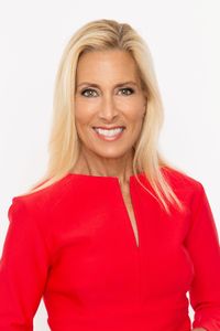 DonnaDeegan2
